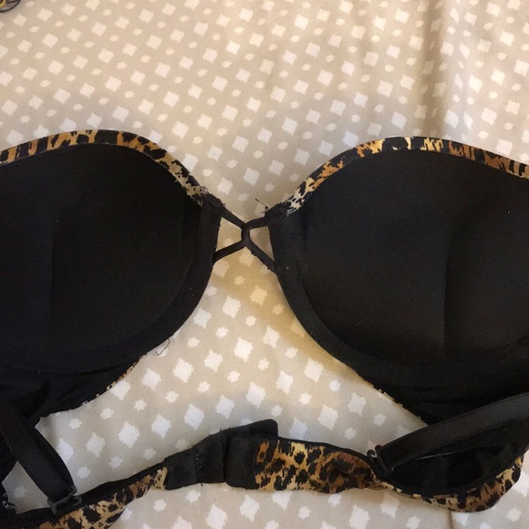 Cheetah print VS Bra. - Picture 5 of 6
